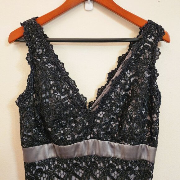 TADASHI SHOJI COLLECTION Black Lace Gray Lined Evening Dress Women 10 Stunning - Picture 4 of 12